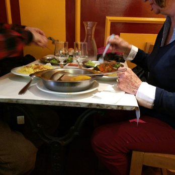 Sur le Pouce - Couscous for lunch - Mediterranean Near Me - Marseille, 13