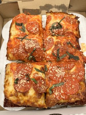 Pizzeria DeVille by null