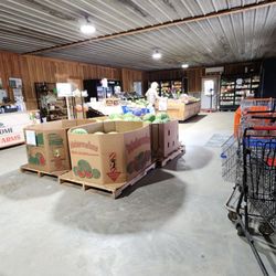 Ford Farms Fruitstand - inside