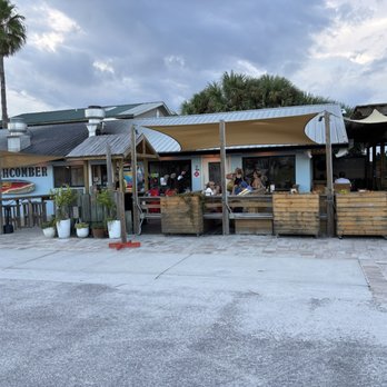 Beachcomber Restaurant - Outside - Seafood Near Me - Saint Augustine, Florida