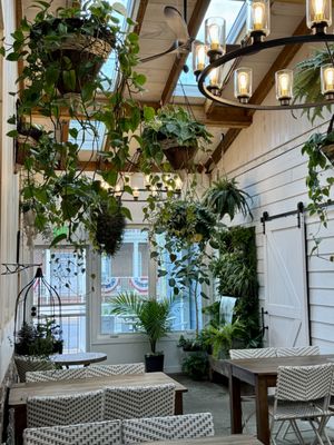 Rise 'N Grind Cafe by null