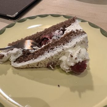 Zur Mühle - Black Forest Cake - Cafes Near Me - Titisee-Neustadt, BW