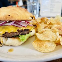 Raven's Perch Restaurant - Buffalo burger