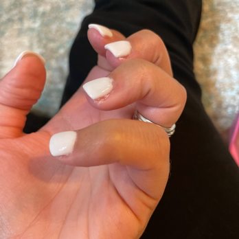 Deluxe Nails & Spa - Hair Salons Near Me - Forney, Texas