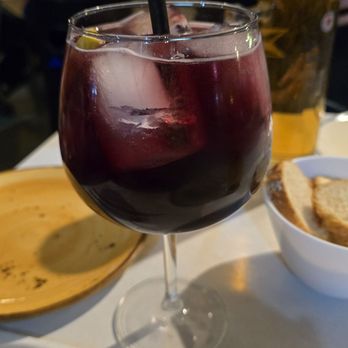Masusa Paella Bar - Sangria - Tapas/Small Plates Near Me - València, V Masusa Paella Bar - Sangria - Tapas/Small Plates Near Me - València, V