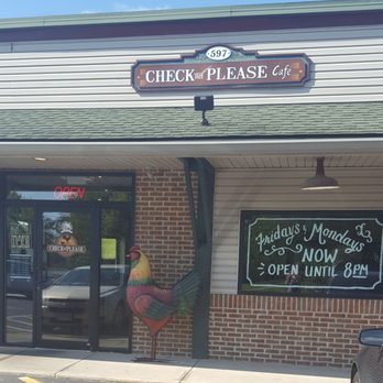 Check Please Cafe - A restaurant with curb appeal is great!!! - Breakfast & Brunch Near Me - Grafton, Ohio