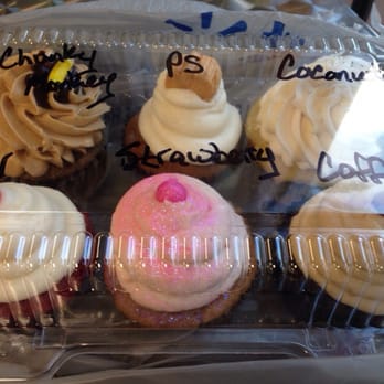 Designer Cakes and Desserts - So excited about these birthday cupcakes from pick your poison!!! - Desserts Near Me Designer Cakes and Desserts - So excited about these birthday cupcakes from pick your poison!!! - Desserts Near Me