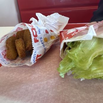 Face Plant - Nuggets and a fancy burger, lettuce wrap - Burgers Near Me - Portland, Oregon Face Plant - Nuggets and a fancy burger, lettuce wrap - Burgers Near Me - Portland, Oregon