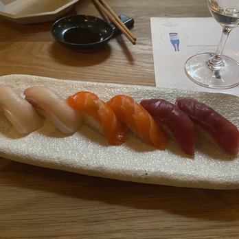 Café Kitsuné - Nigiri sushi - Cafes Near Me - London, XGL Café Kitsuné - Nigiri sushi - Cafes Near Me - London, XGL