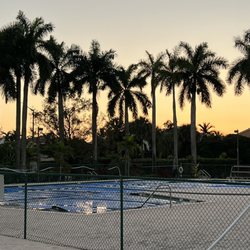 Towngate Park and Pool