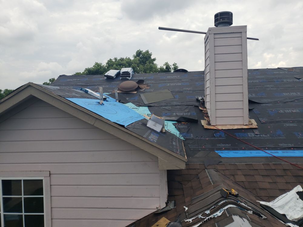 Slide of Cardinal Roofing and Exteriors