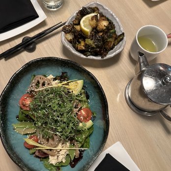 Miku - Kaiso Tofu Salad - Japanese Near Me - Vancouver, British Columbia Miku - Kaiso Tofu Salad - Japanese Near Me - Vancouver, British Columbia