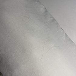 Super 8 by Wyndham Peoria East - Black hairs