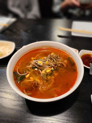 Myungin Dumplings (+Chicken) by null