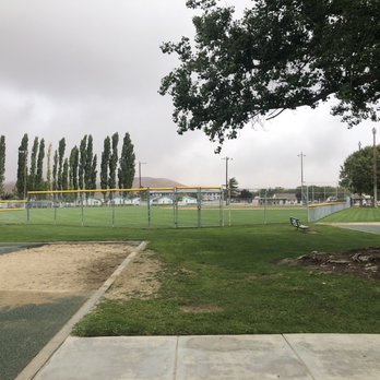 West Park - Baseball fields - Parks Near Me - Tehachapi, California