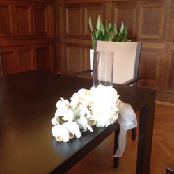 Standesamt - Trauzimmer.  Wedding room.