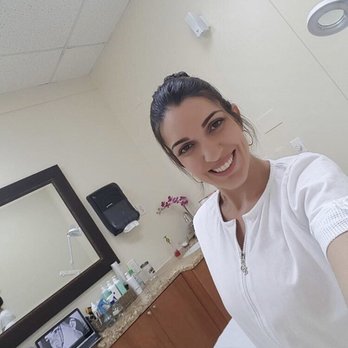 Fernanda Pires Beauty - Skin Care Near Me Fernanda Pires Beauty - Skin Care Near Me