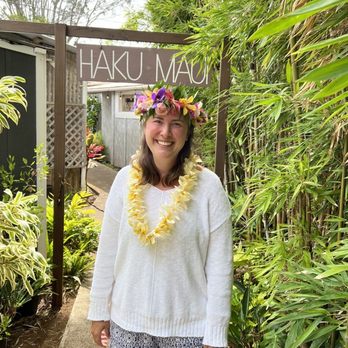 Haku Maui - Mahalo nui for your warmth and sharing the beautiful craft of lei Britney and Sheryl! - Florists Near Me - Makawao, Hawaii