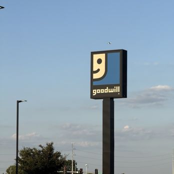 Goodwill Industries - Sign you can see from the highway - Used, Vintage & Consignment Near Me - Saint Charles, Missouri Goodwill Industries - Sign you can see from the highway - Used, Vintage & Consignment Near Me - Saint Charles, Missouri