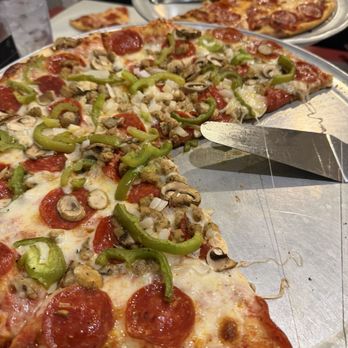 Baris Pasta & Pizza - Create your own pizza with veggies and pepperoni. - Pizza Near Me - Pflugerville, Texas Baris Pasta & Pizza - Create your own pizza with veggies and pepperoni. - Pizza Near Me - Pflugerville, Texas