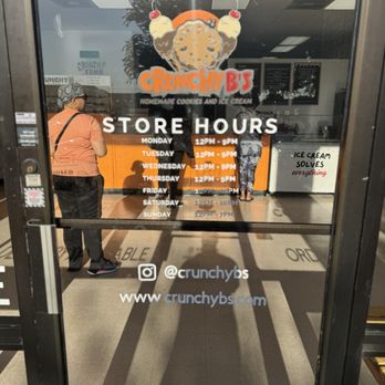 Crunchy B’s - Front door - Bakeries Near Me - Lancaster, Texas