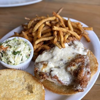 Eliza Restaurant & Bar - Chicken Sandwich - Cocktail Bars Near Me - Baton Rouge, Louisiana Eliza Restaurant & Bar - Chicken Sandwich - Cocktail Bars Near Me - Baton Rouge, Louisiana
