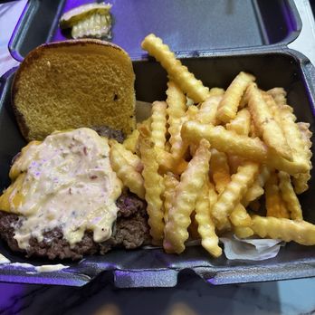 Papi Smash'd Burger - Papi Papi's Og - Burgers Near Me - Orlando, Florida