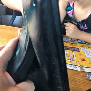 Chili's - Dirt build up! - American Near Me - Niagara Falls, New York
