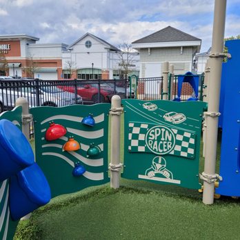 Walter's Boundless Playground - Playgrounds Near Me - Avon, Connecticut