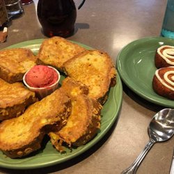 Tom's Fried Chicken - Corn bread with vanilla ice cream dip..