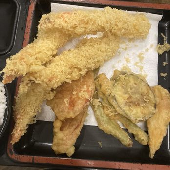 Kenko Ya - 4 shrimps, 2 sweet potato, 2 stringbean, & 2 eggplant - Japanese Near Me - Kaneohe, Hawaii