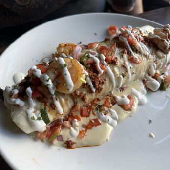 Lola’s Beach Cantina - Lola's burrito - Mexican Near Me - Norfolk, Virginia