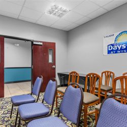 Days Inn by Wyndham Salado - Meeting Room
