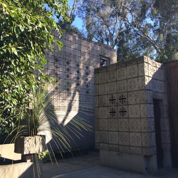 Millard House - So tempted to trespass.... - Landmarks & Historical Buildings Near Me - Pasadena, California