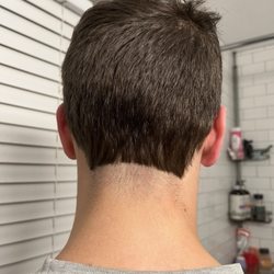 The Guys' Place - Crooked neckline