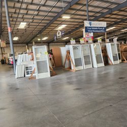 Builders Discount Center - Windows
