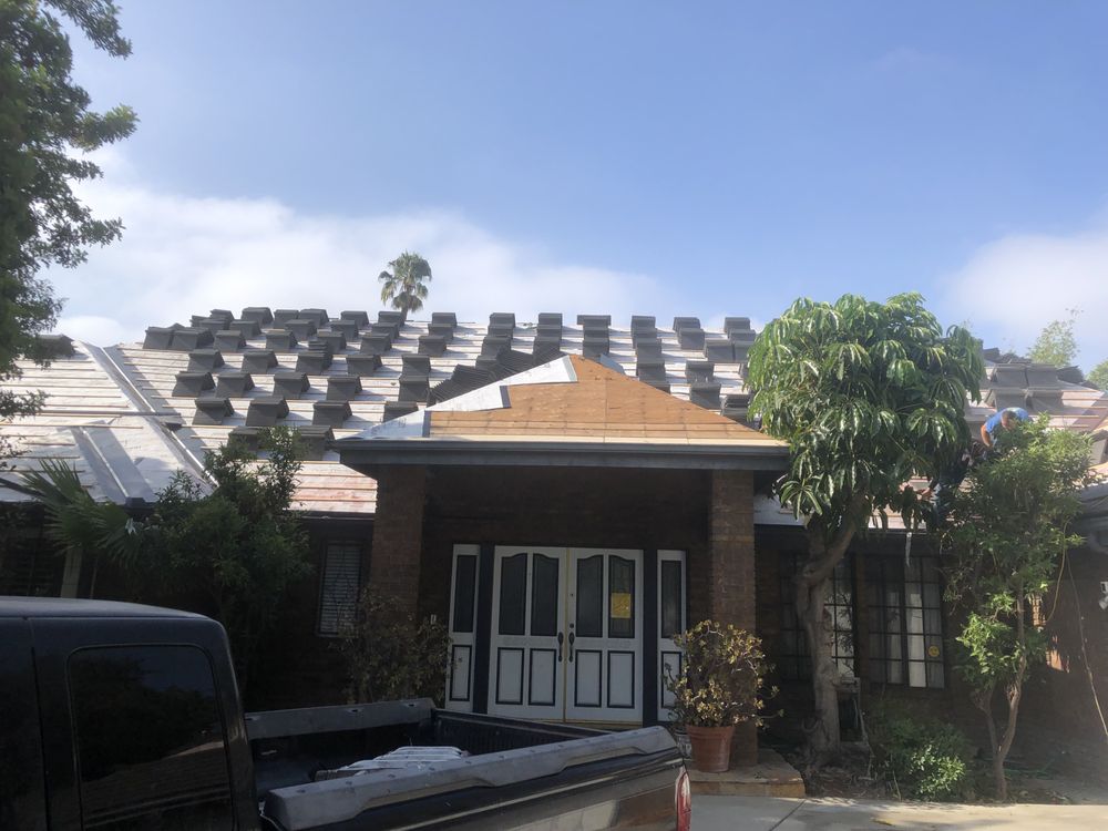 Slide of Top Elite Roofing