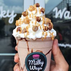 Milky Ways Cereal Bar - Kendall - Chocolate Reeses Puff Shake