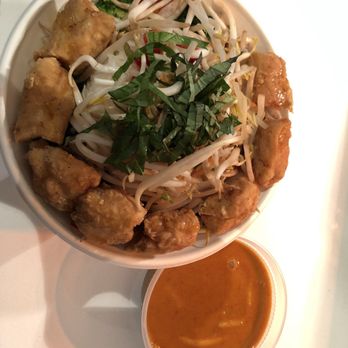 Asian Mint - Red curry (chicken) with jasmine rice - Thai Near Me - Richardson, Texas