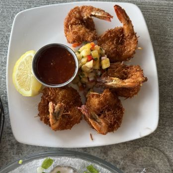 Dini's By The Sea - Seafood Near Me - Carlsbad, California
