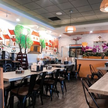 Ghien Bun Bo - Interior - Noodles Near Me - Westminster, California Ghien Bun Bo - Interior - Noodles Near Me - Westminster, California