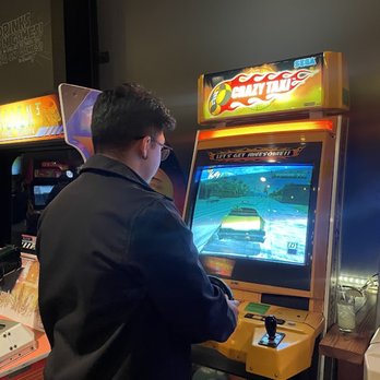 Barcade - we 3 crazy taxi - Bars Near Me - Los Angeles, California