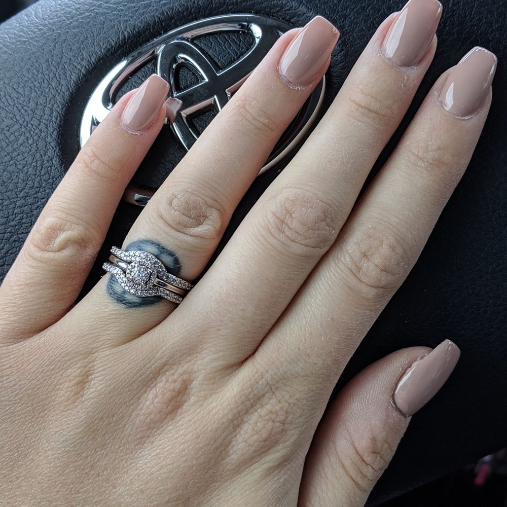 Daisy Nails & Spa - Nail Salons Near Me - Denver, North Carolina Daisy Nails & Spa - Nail Salons Near Me - Denver, North Carolina