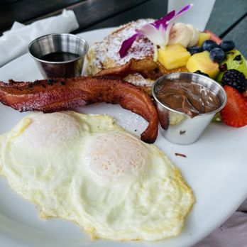 Bistro Cafe - Breakfast & Brunch Near Me - Miami, Florida Bistro Cafe - Breakfast & Brunch Near Me - Miami, Florida