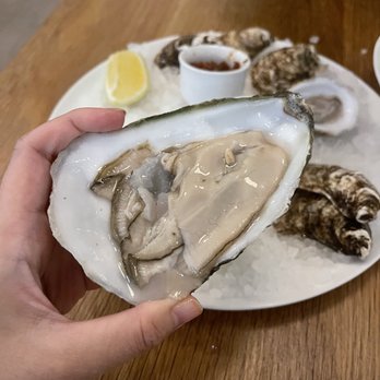The Quincy Exchange - XL Standish Shore oysters - SO GOOD - New American Near Me - Corning, New York