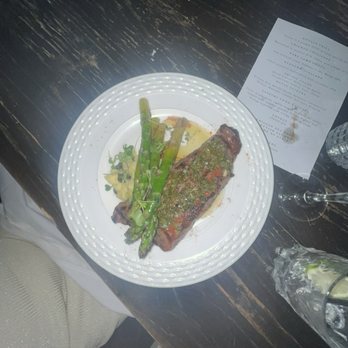 Le Malt Lounge - Tapas Bars Near Me - Colonia, New Jersey
