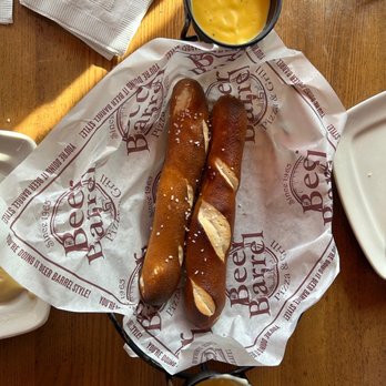 Beer Barrel Pizza and Grill - Brauhaus German Pub Pretzels - Pizza Near Me - Hilliard, Ohio
