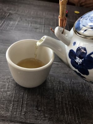 Jun’s Ramen & Sushi by null