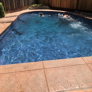 Giant Pool Service - Pool Cleaners Near Me