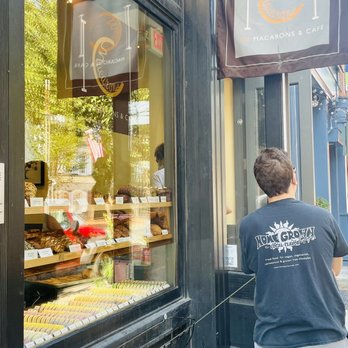 ICI Macarons & Cafe - Desserts Near Me - Philadelphia, Pennsylvania